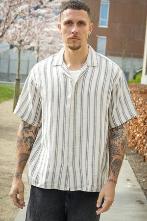 Jack & Jones Enzo Stripe Resort Shirt SS Moonbeam