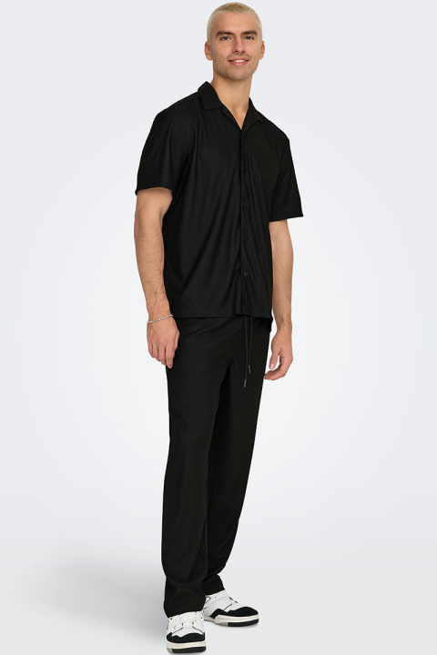 ONLY & SONS Kari Relaxed Plizze Resort SS Shirt Black