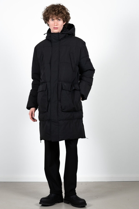 Clean Cut Copenhagen Baker Long Puffa Black