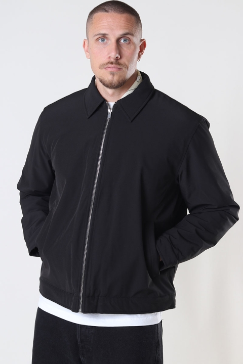 Solid Gore Jacket True Black