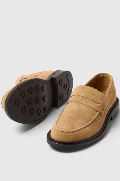 Selected Carter Suede Low Penny Loafer Warm Sand